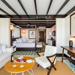 Privilege Junior Suite Swim up Adults Only